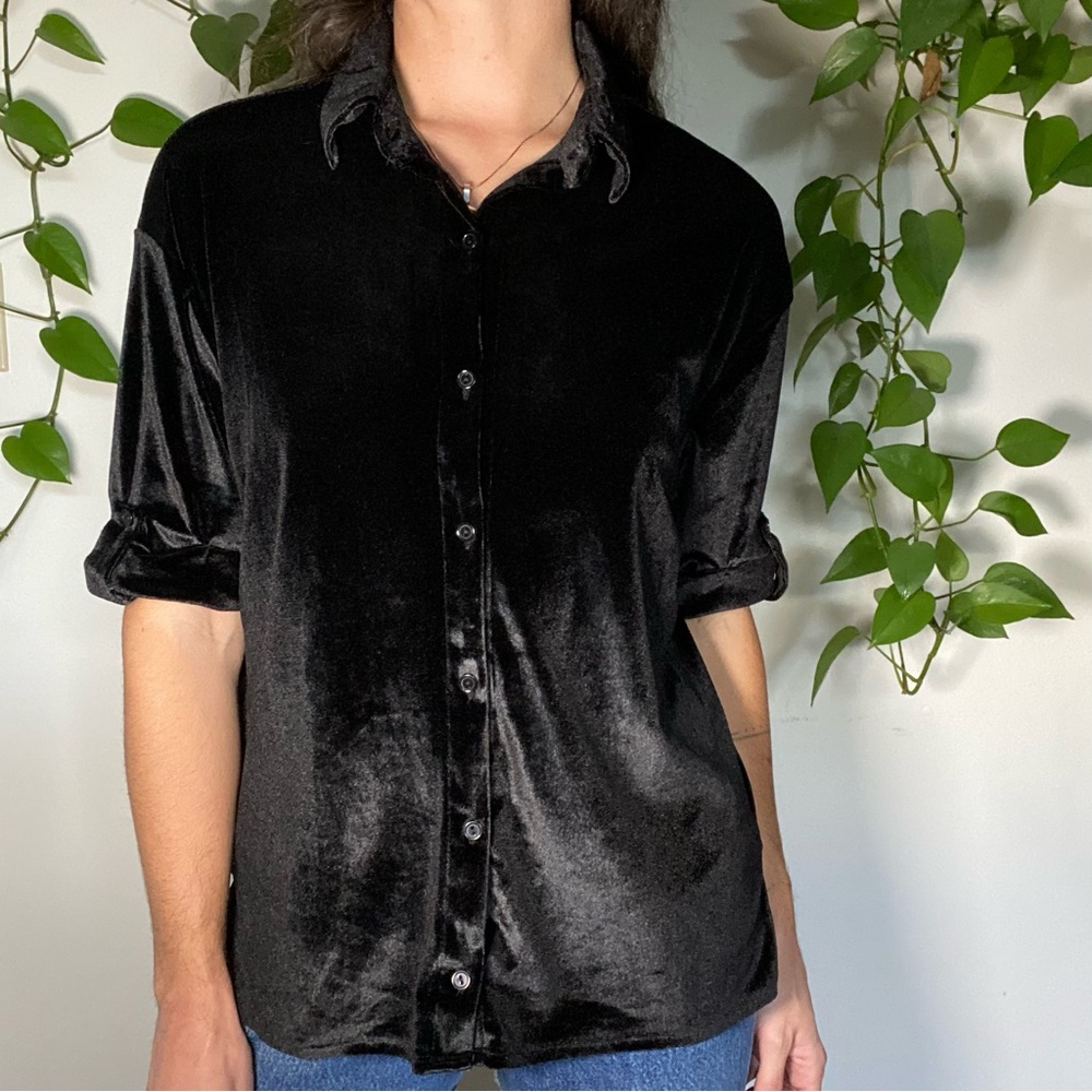 🌹 SOLD 🌹 Misia Black Velvet Button Down Short Sleeve Shirt Size S
